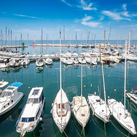 Razkosen Razgled Na Piransko Pristanisce - Luxurious Port Of View * Piran