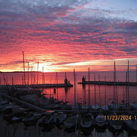 Razkosen Razgled Na Piransko Pristanisce - Luxurious Port Of View Apartman *