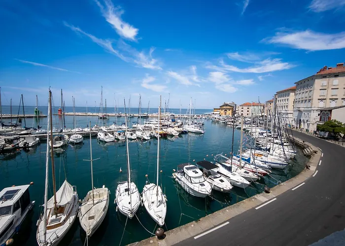 Razkosen Razgled Na Piransko Pristanisce - Luxurious Port Of View 公寓